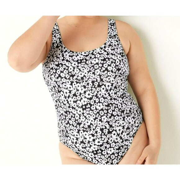 PINK - Scoop Neck One-Piece Swimsuit - Picture 1 of 7